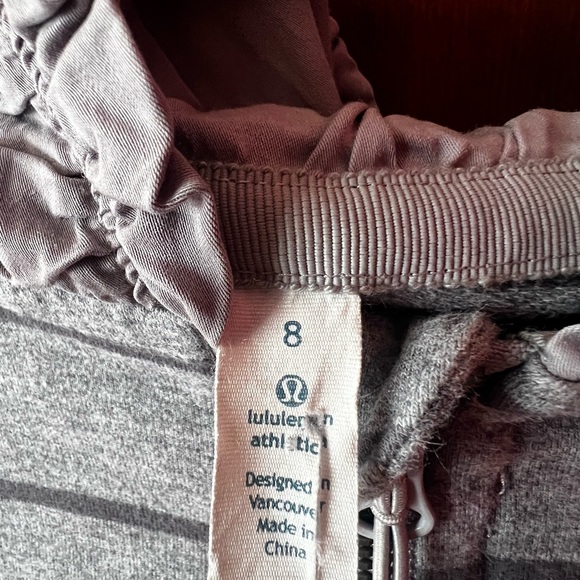 Lululemon Jacket in EUC - Picture 2 of 3